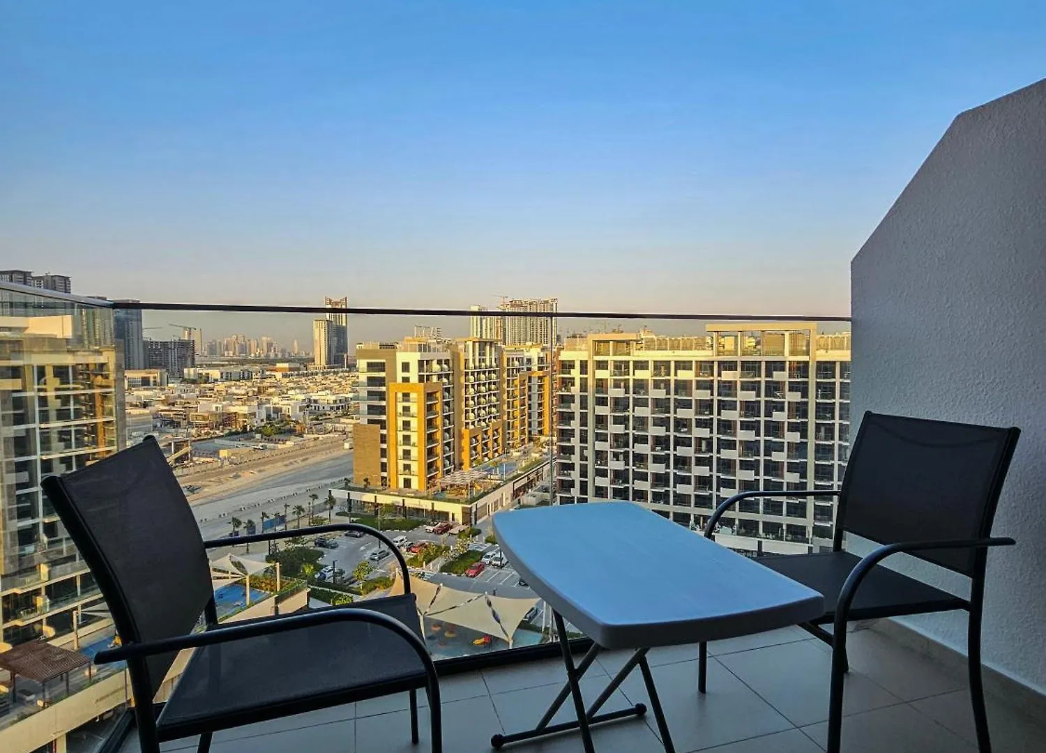 Apartment Egate - Studio - 10Th Floor - Balcony With A View - 01-1018 Dubai